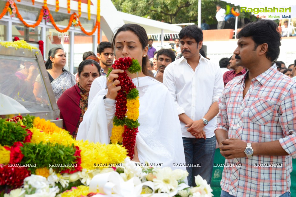 Celebrities pay homage to Dr. Akkineni Nageswara Rao