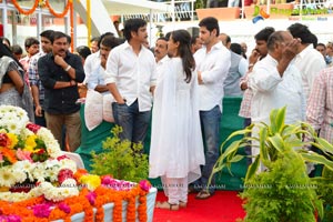 Celebrities pay homage to ANR