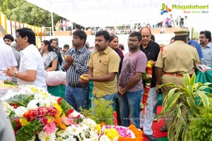 Celebrities pay homage to ANR