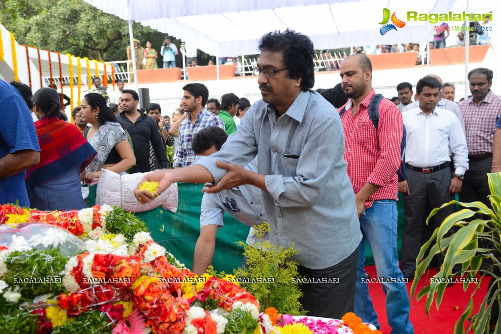 Celebrities pay homage to Dr. Akkineni Nageswara Rao