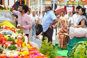 Celebrities pay homage to ANR