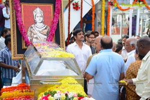 Celebrities pay homage to ANR