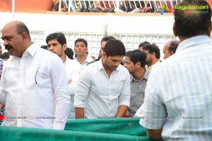 Celebrities pay homage to ANR