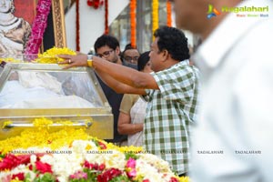 Celebrities pay homage to ANR