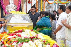 Celebrities pay homage to ANR