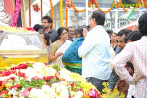 Celebrities pay homage to ANR