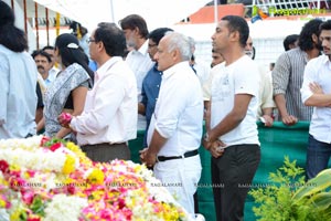 Celebrities pay homage to ANR