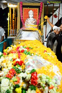 Celebrities pay homage to ANR