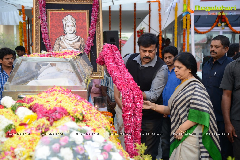 Celebrities pay homage to Dr. Akkineni Nageswara Rao