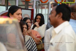 Celebrities pay homage to ANR