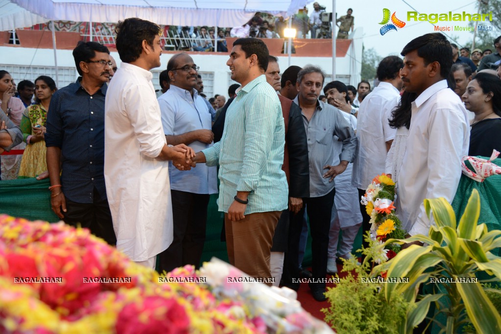 Celebrities pay homage to Dr. Akkineni Nageswara Rao