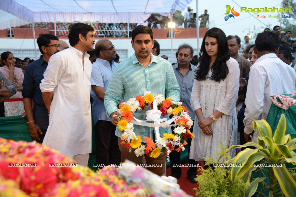 Celebrities pay homage to Dr. Akkineni Nageswara Rao