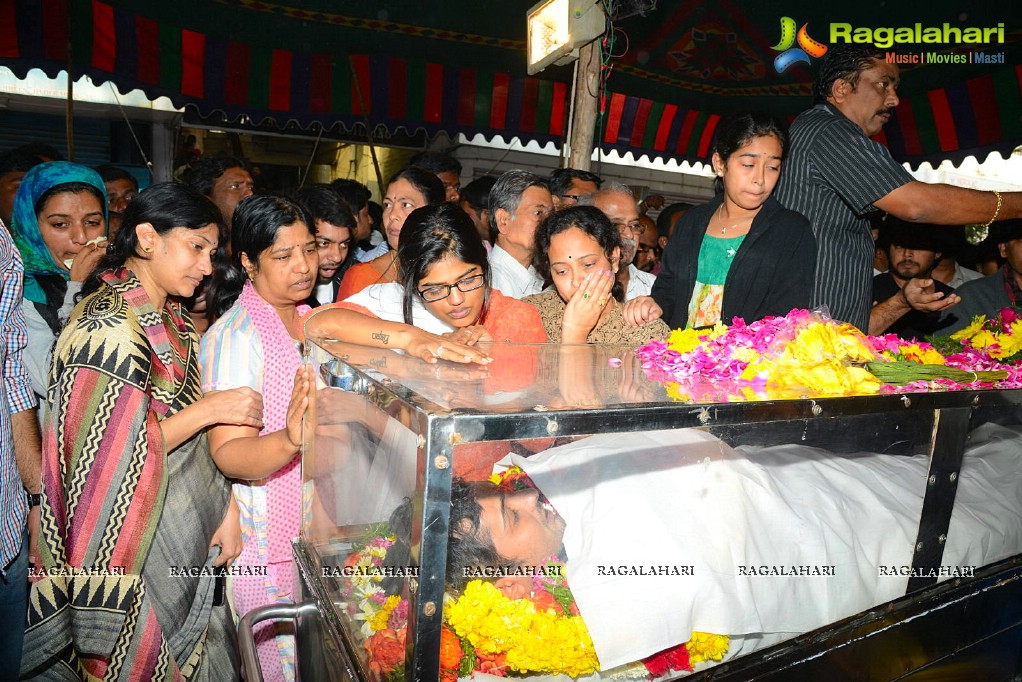 Celebrities pay homage to Uday Kiran