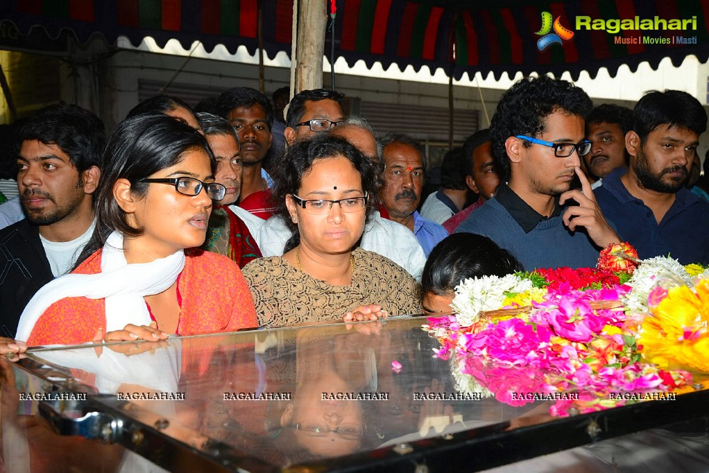 Celebrities pay homage to Uday Kiran