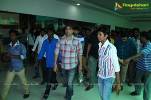 Yevadu Bheemavaram Geeta Multiplex