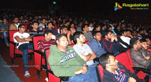 Yevadu California Premiere Photos