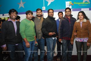 Yevadu California Premiere Photos