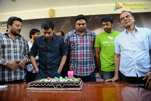 Yevadu Success Meet Photos