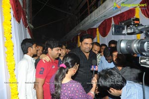 Yevadu Theatrical Trailer Launch