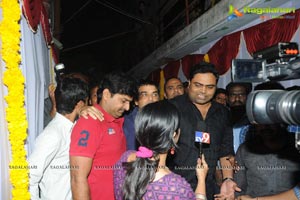 Yevadu Theatrical Trailer Launch