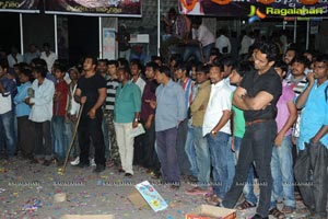 Yevadu Theatrical Trailer Launch