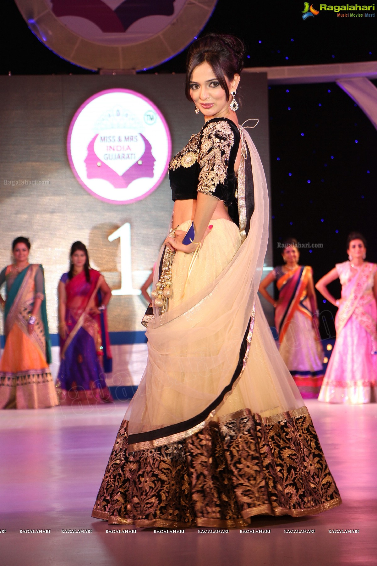 Miss & Mrs India Gujarati 2014 Grand Finale