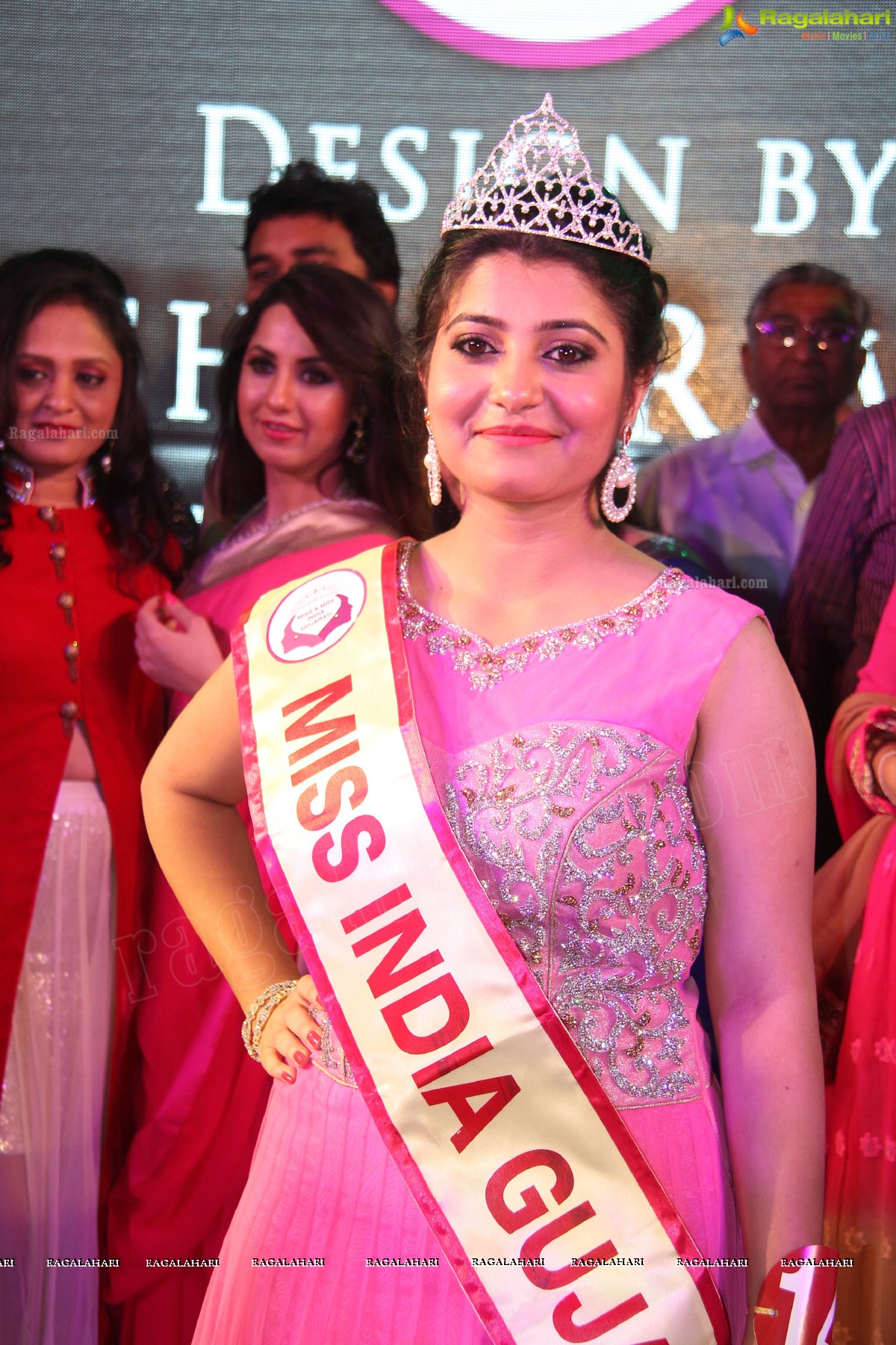 Miss & Mrs India Gujarati 2014 Grand Finale