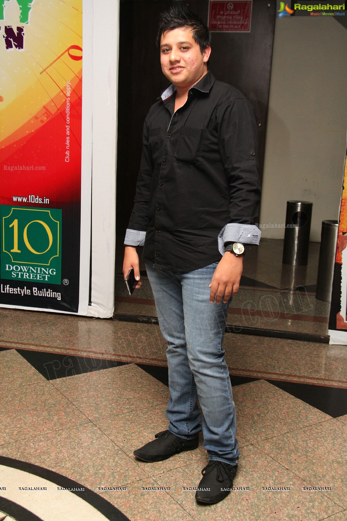 Salman's Birthday 2014 Celebrations at 10D, Hyderabad