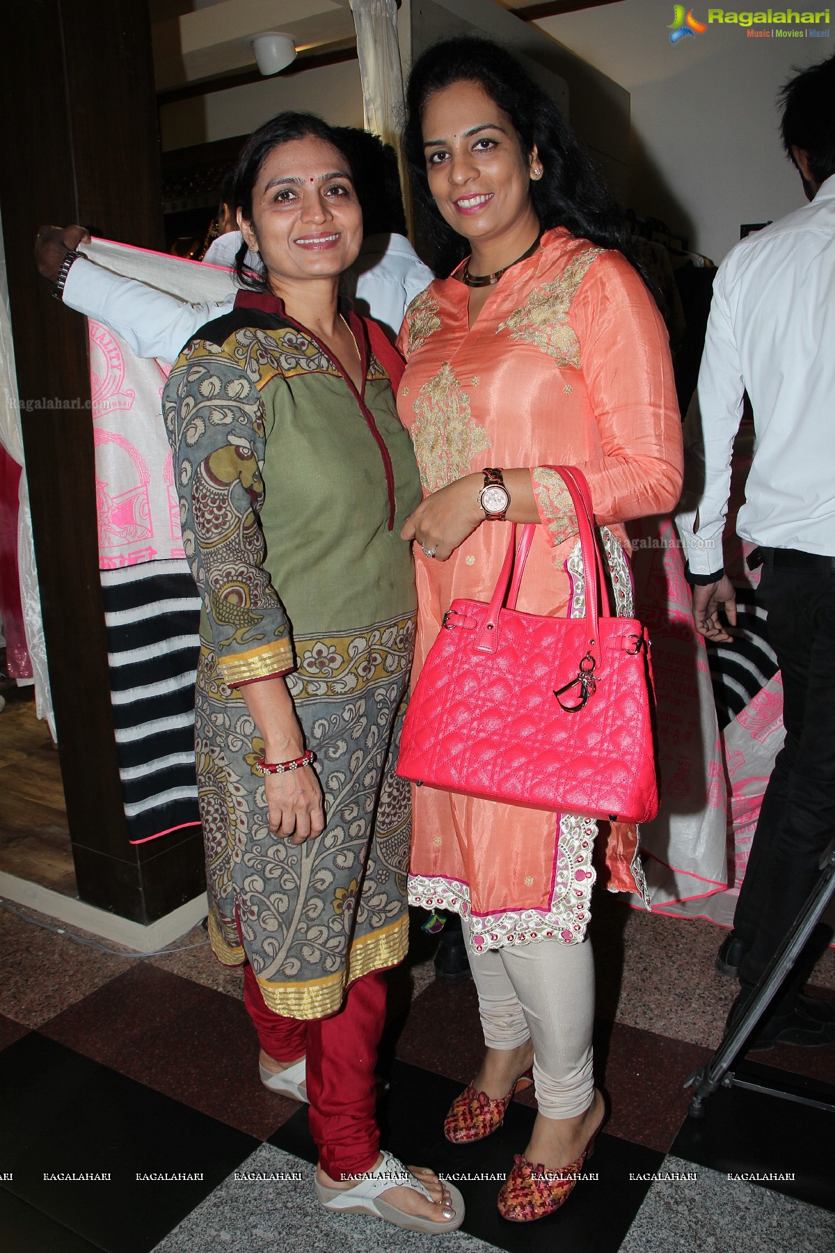 Araaish Exhibition (Jan. 2014) at Taj Deccan, Hyderabad