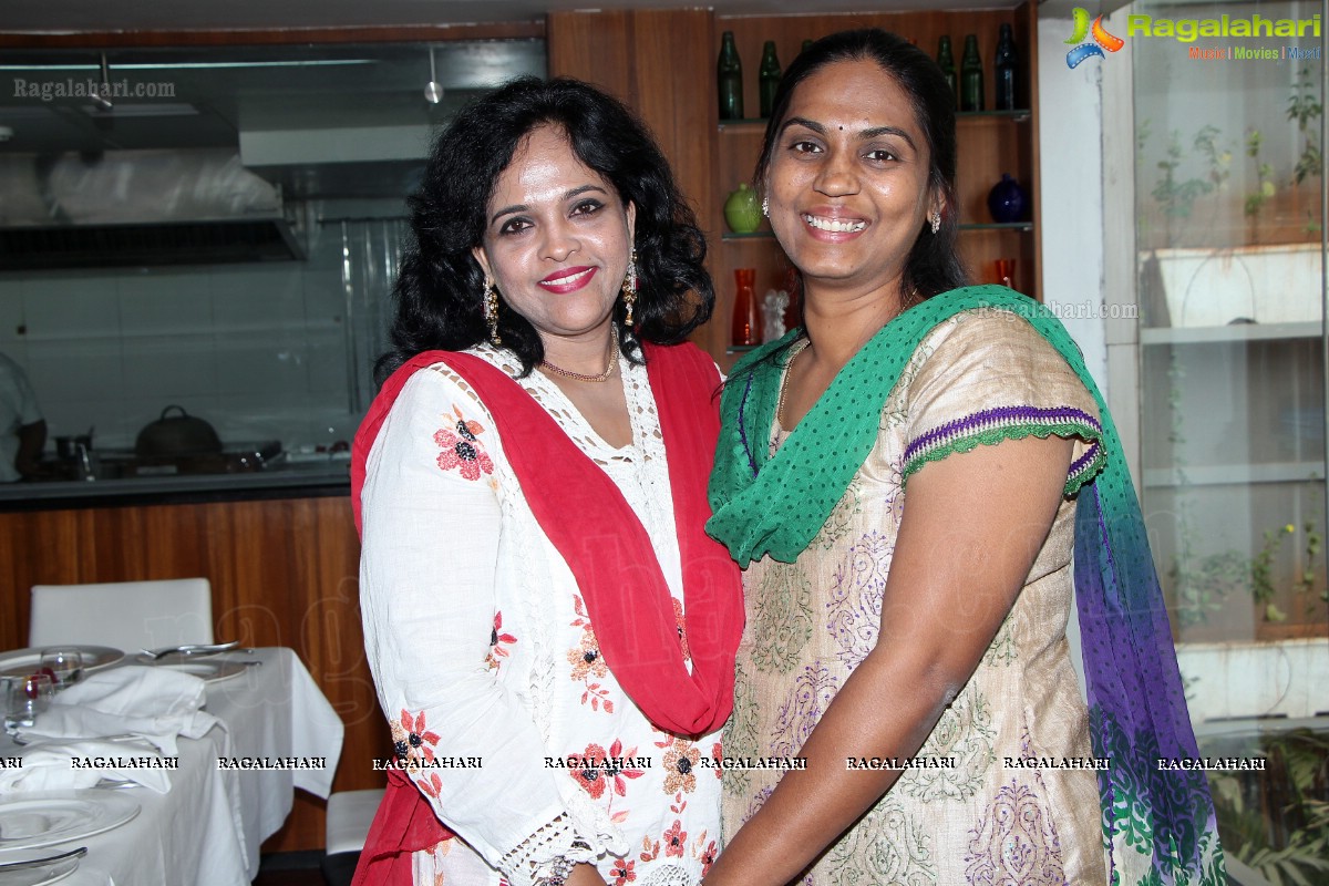 Bina Singh's Get Together Party at Bombay Duck, Hyderabad