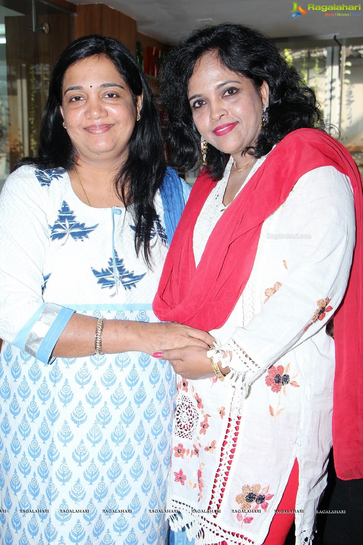 Bina Singh's Get Together Party at Bombay Duck, Hyderabad