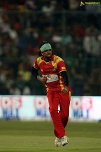 CCL 4: Kerala Strikers Vs Telugu Warriors