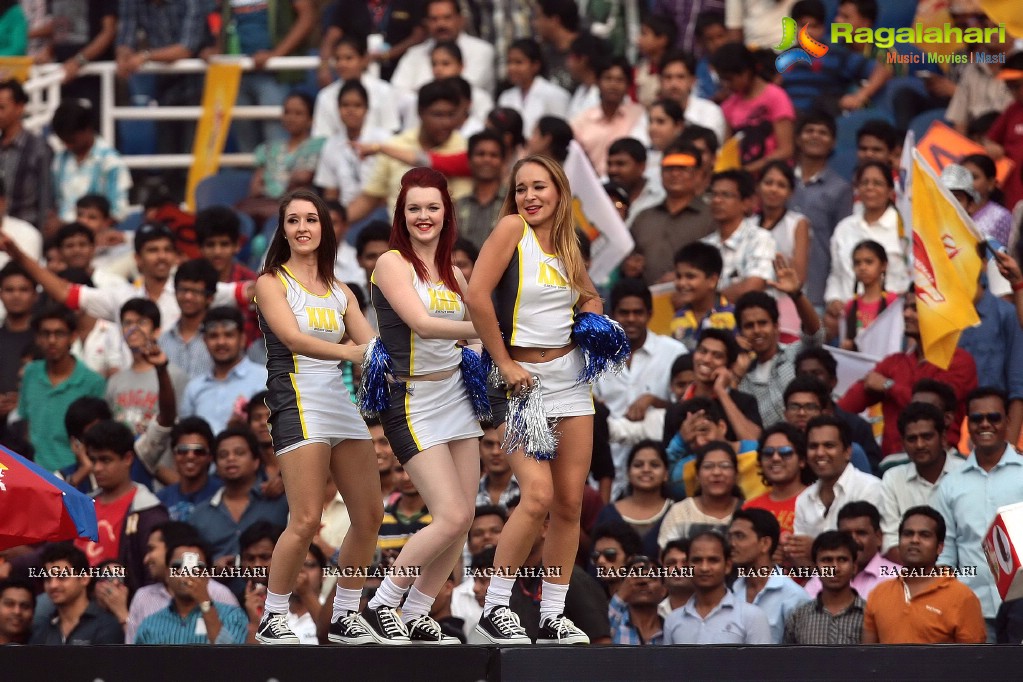 CCL 4: Mumbai Heroes Vs Chennai Rhinos