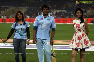 CCL 4 : Veer Marathi Vs Bhojpuri Dabanggs Match Photos