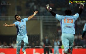 CCL 4 : Veer Marathi Vs Bhojpuri Dabanggs Match Photos