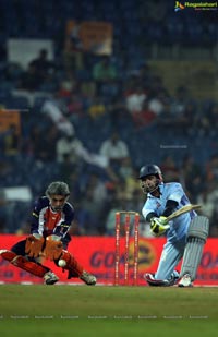 CCL 4 : Veer Marathi Vs Bhojpuri Dabanggs Match Photos