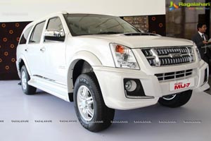 Isuzu MU-7 SUV