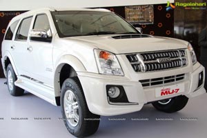 Isuzu MU-7 SUV