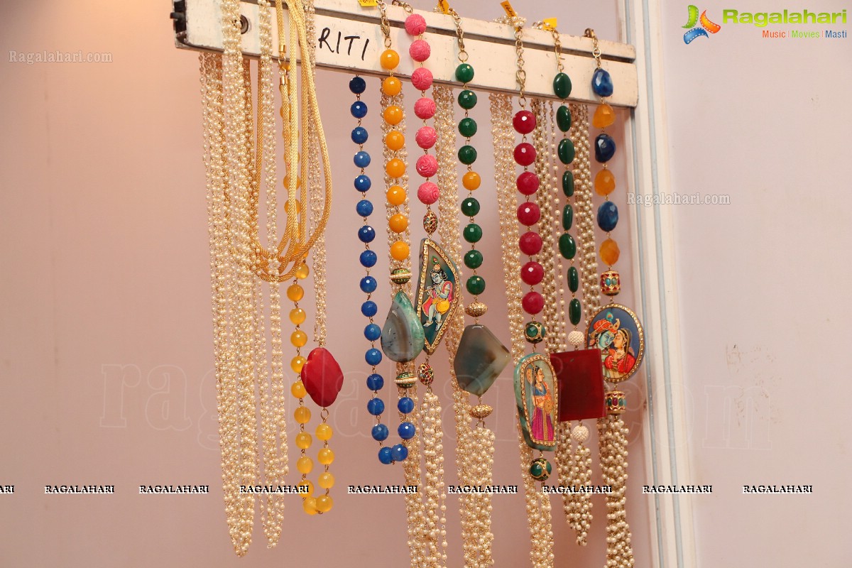 Akritti Elite Exhibition and Sale (Wedding, Fashion & Lifestyle Collection 2014)