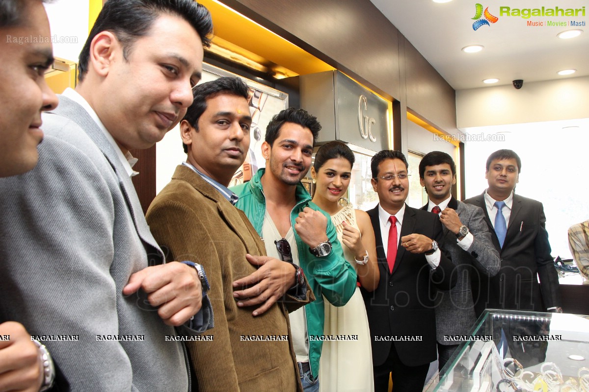 Shraddha Das launches Kamal Watch Co. Luxury Floor, Hyderabad