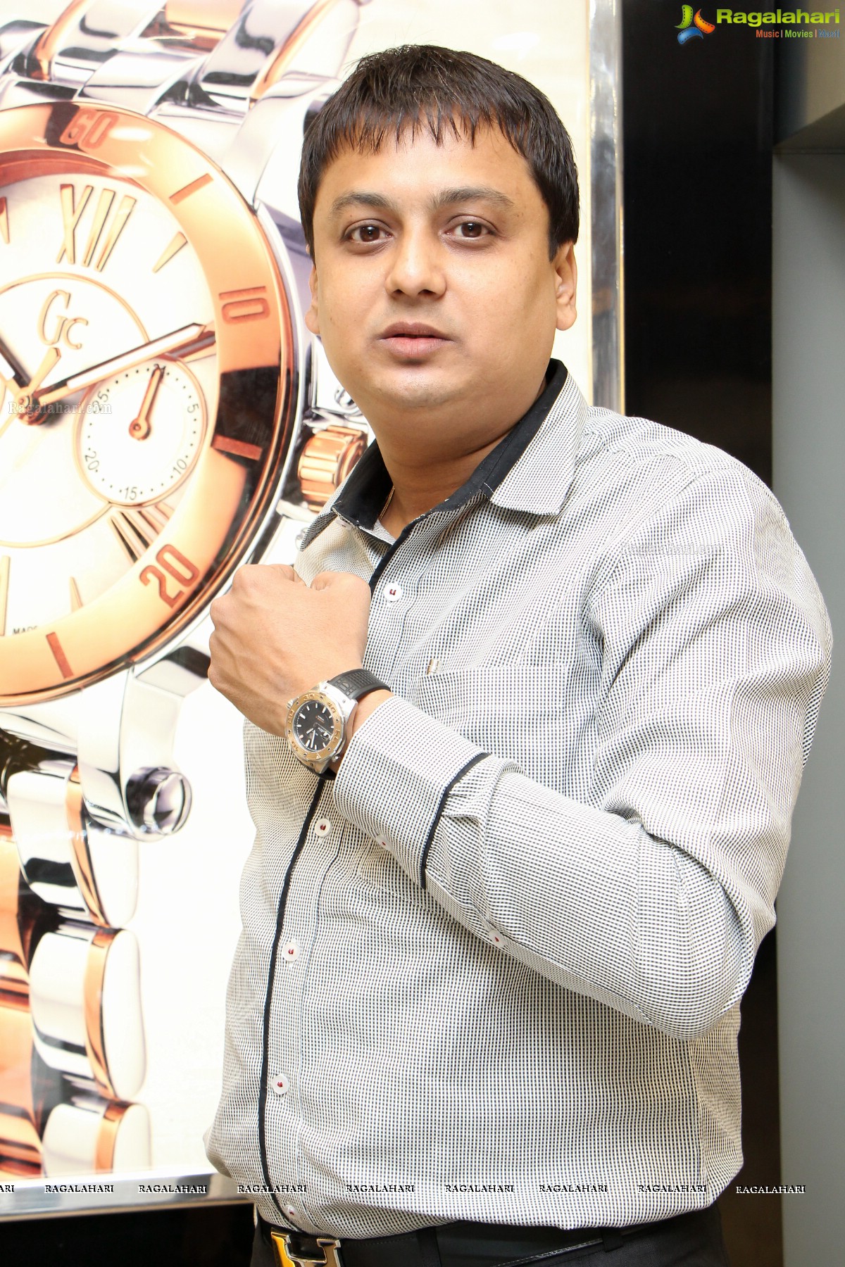 Kamal Watch Co. Month Long Celebrations Curtain Raiser