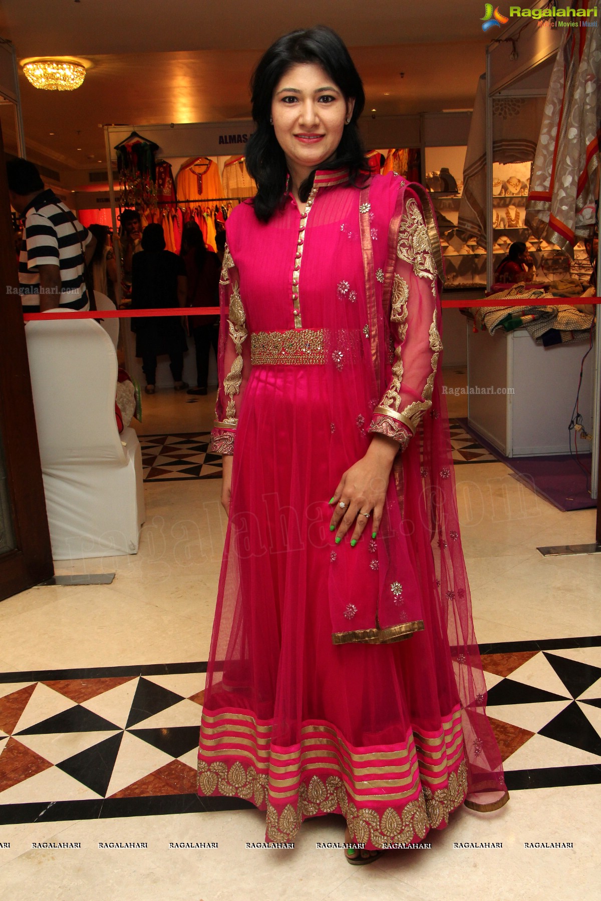 Asmita Sood inaugurates Khwaaish Exhibition n Sale at Taj Krishna