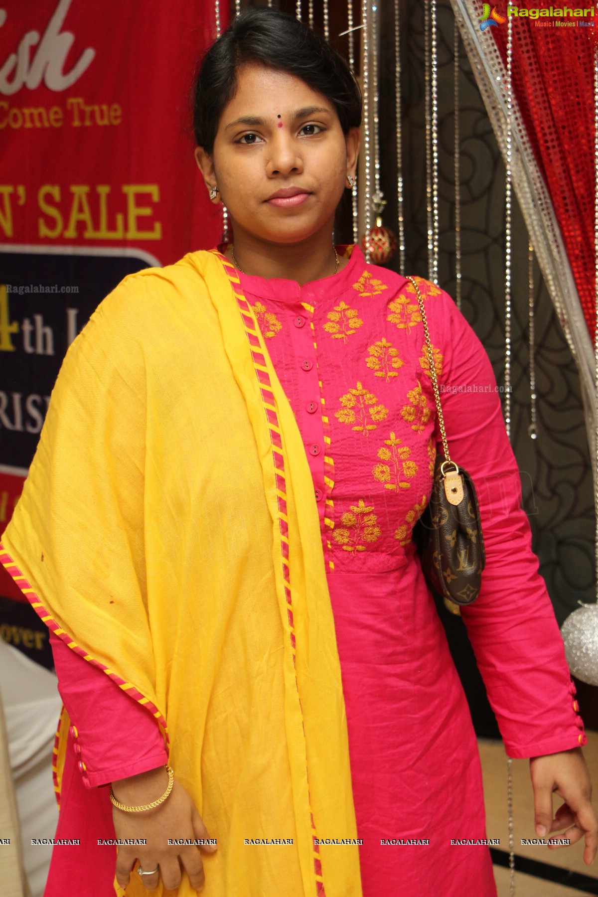 Asmita Sood inaugurates Khwaaish Exhibition n Sale at Taj Krishna