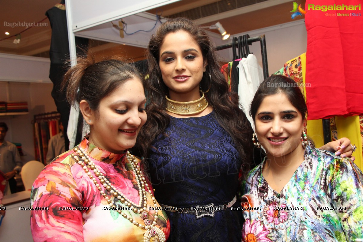 Asmita Sood inaugurates Khwaaish Exhibition n Sale at Taj Krishna