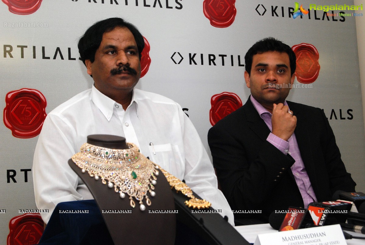 Kirtilals Largest Diamond Necklace Launch