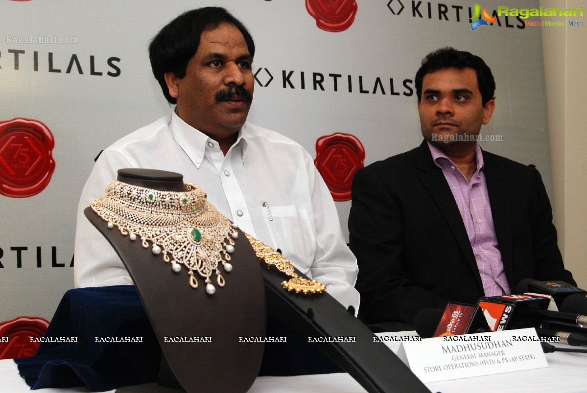 Kirtilals Largest Diamond Necklace Launch