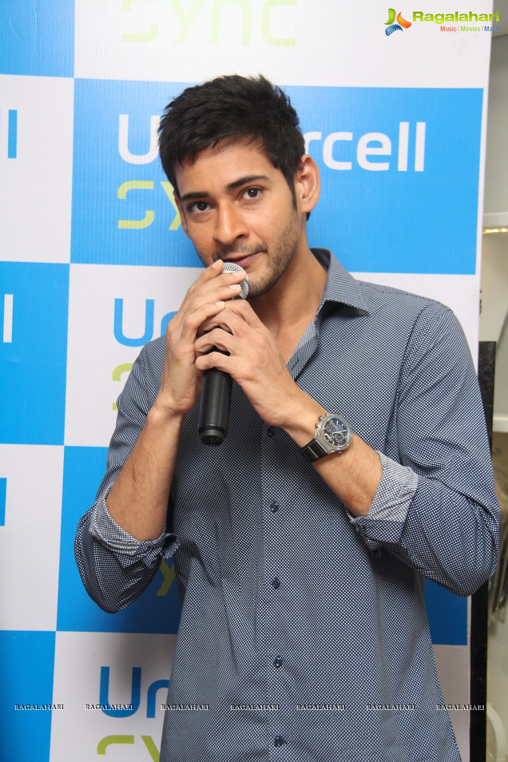 Superstar Mahesh Babu launches Hyderabad's first UniverCell SYNC