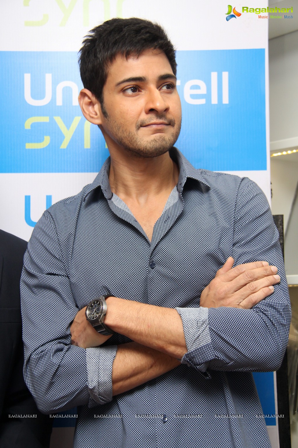 Superstar Mahesh Babu launches Hyderabad's first UniverCell SYNC