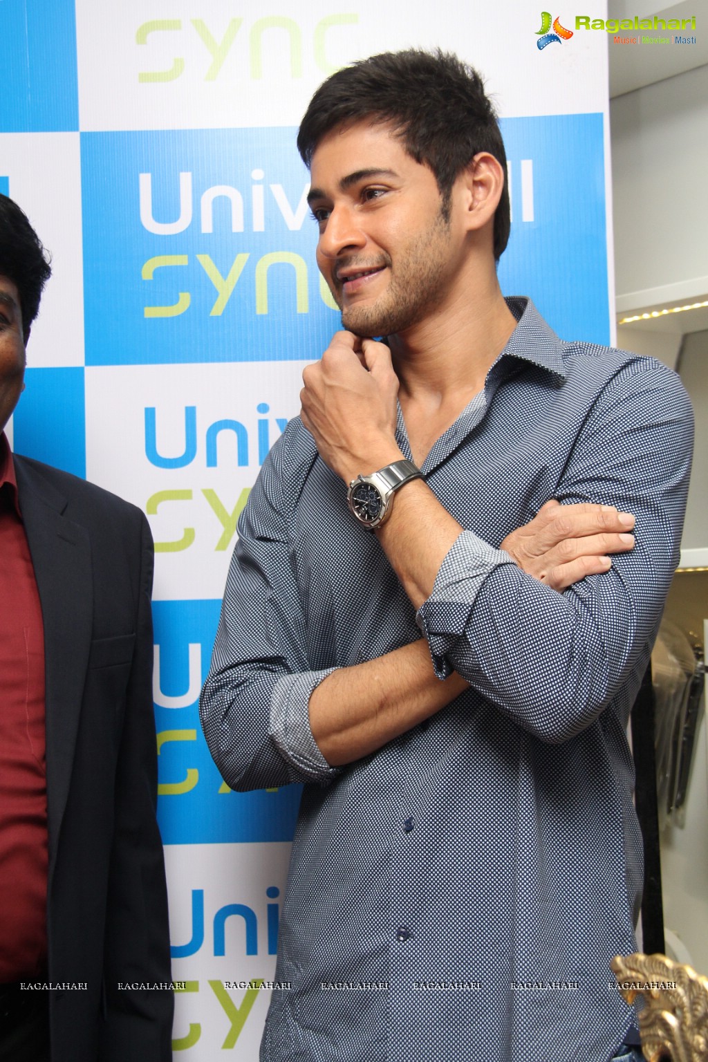 Superstar Mahesh Babu launches Hyderabad's first UniverCell SYNC