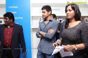 Mahesh Babu launches Univercell Sync exclusive coverage